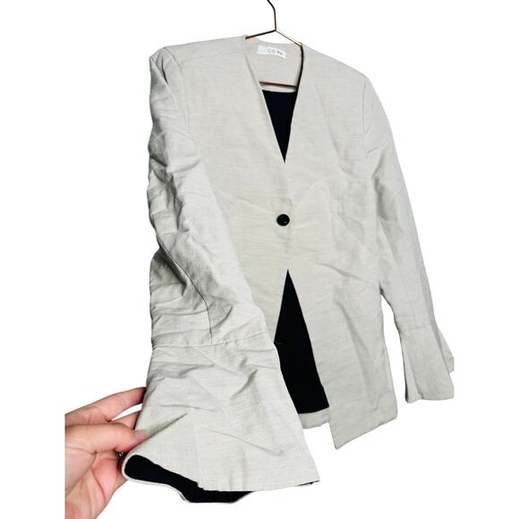 CO Clay Gray Collarless Flare Cuff V-Neckline Single Button Solo-Breasted Jacket - Picture 9 of 12